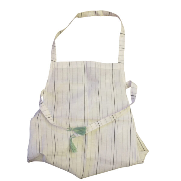 Apron3.jpg