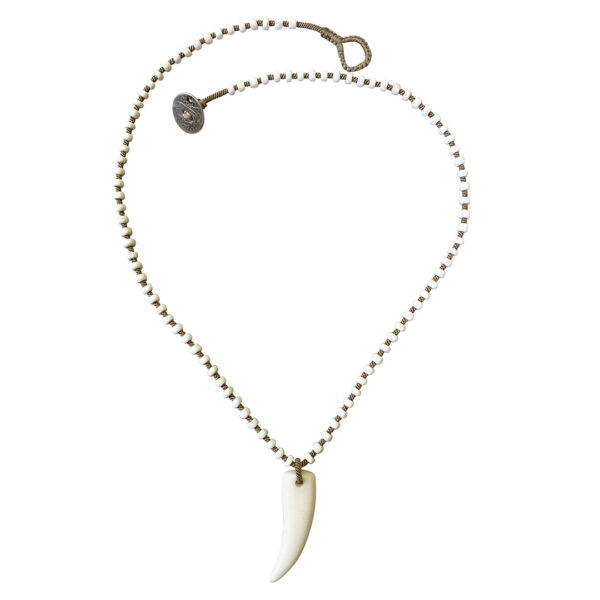 WhiteGlassAnd_Faux_Tooth