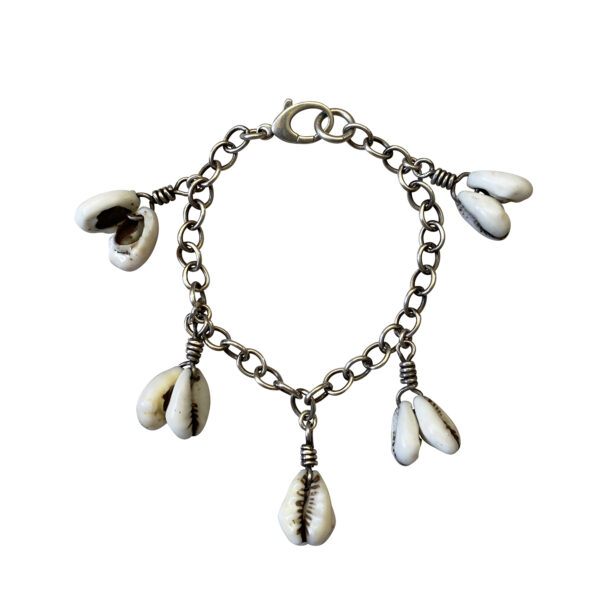 CowrieBracelet
