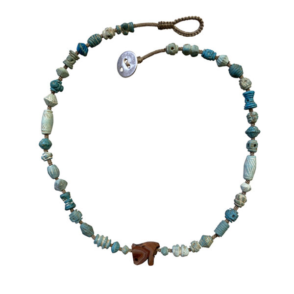 Egyptian_Faience_agate_Eye