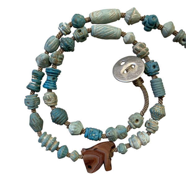 Egyptian_Faience_agate_Eye1
