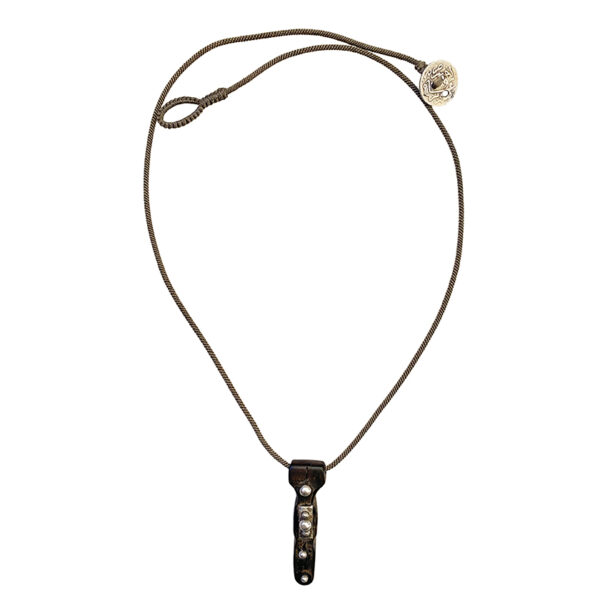 Leather_Amulet_Rare1