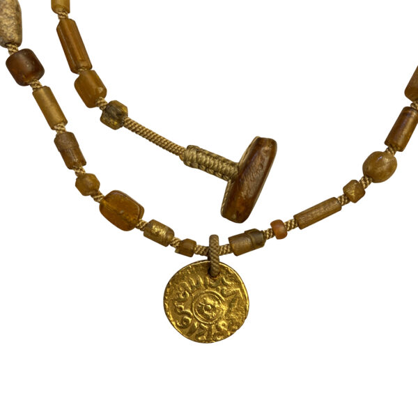 Gold_Coin_Ancient_indonesian_Glass2